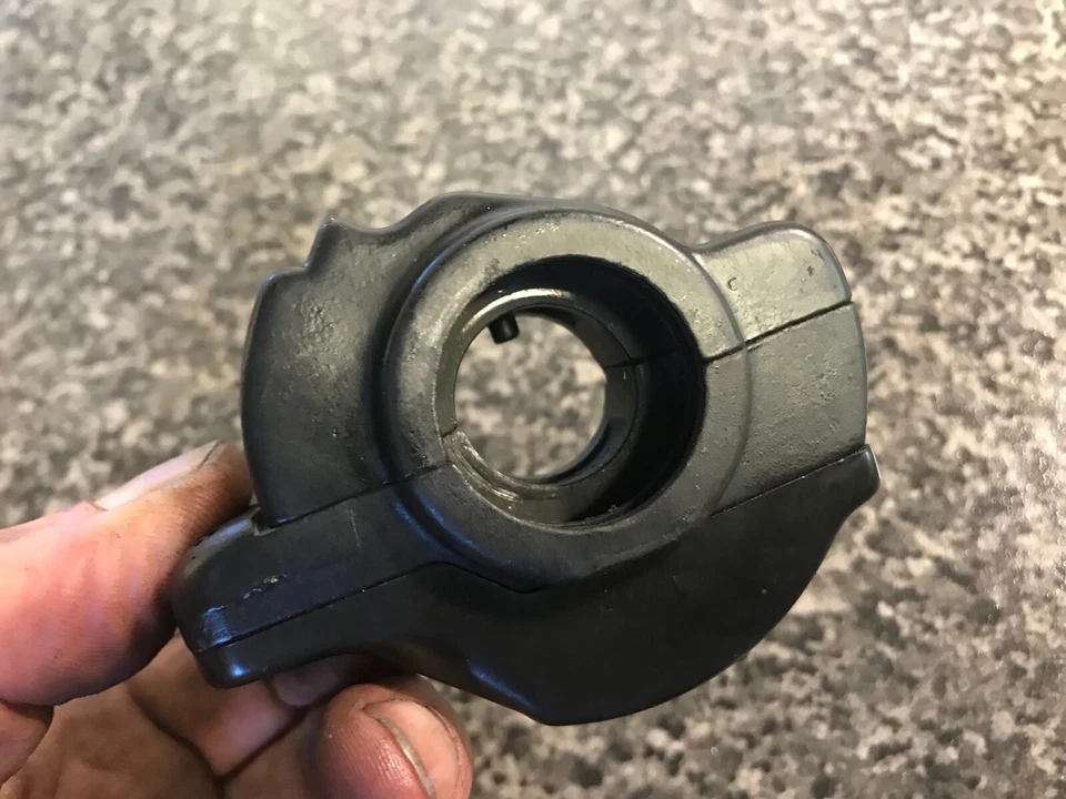 Ducati ST2 ST3  ST4 right bar throttle cable holder - Image 4 of 4