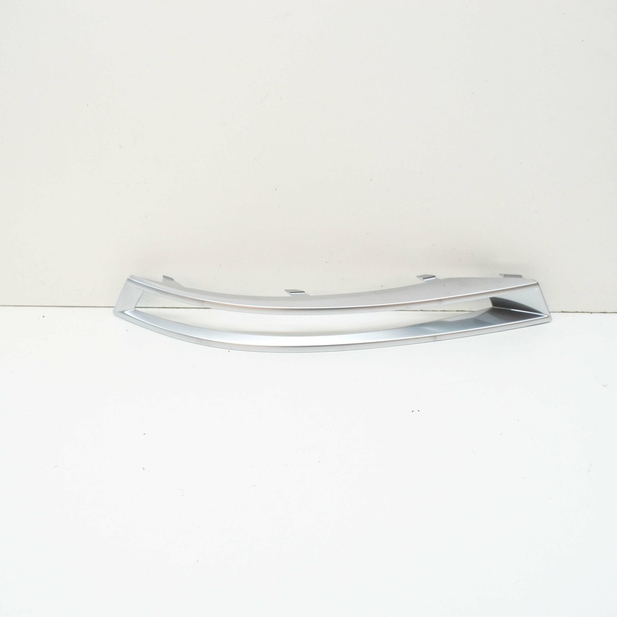 MB SL R231 Front Left Bumper Ornamental Molding A231885037464 NEW 