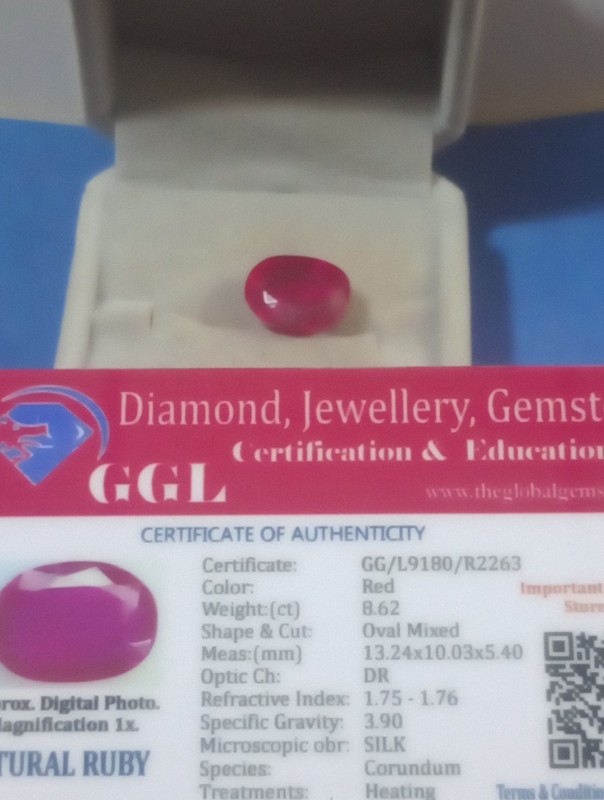 NATURAL EARTH MINED GGL CERTIFIED GEM TESTED HEATED OVAL RED RUBY 8.62 CTS.