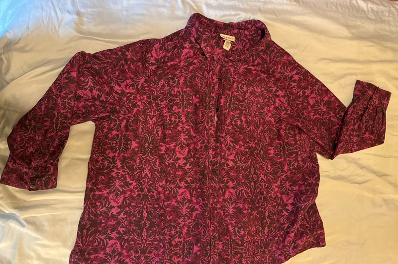 Catherines Women’s Plus Size Button Down Shirt 26/28W Purple Black Floral Print