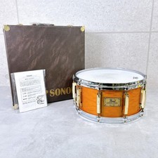 Pearl Custom Classic One Piece Maple Snare Drum 14x5.5 Made in Japan With Case