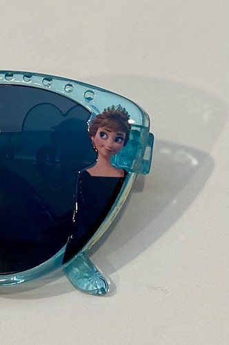 GAFAS DE SOL DISNEY FROZEN ELSA ANNA Y Estuche Parasoles Cristales Copos de Nieve 100% UV - Imagen 4 de 10