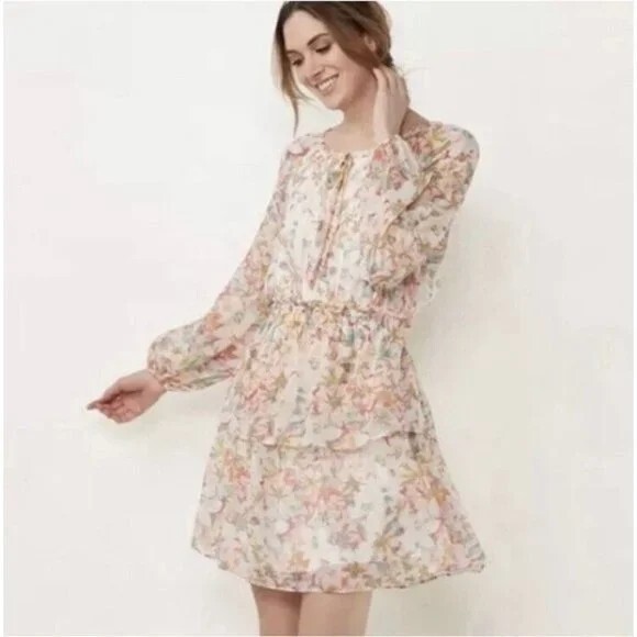 Robe Fleurie Rose Lauren Conrad - Taille 8 - Neuve Sans étiquettes - Style Smocked