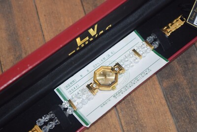 Chivas Crystal Quartz R1170 URBAN Women's Dress Watch in Box Imported from Japan
