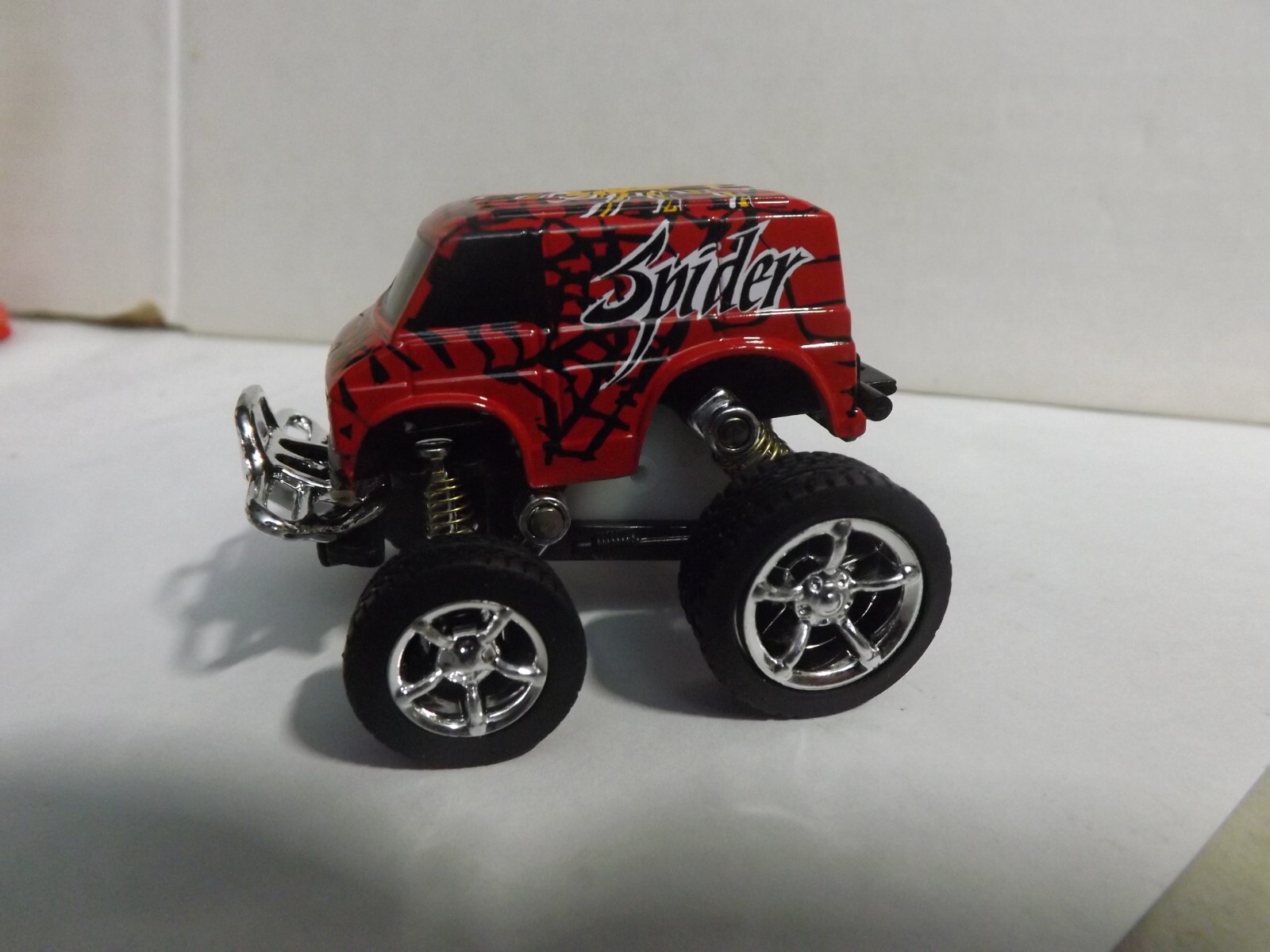 Picture 1 of 5