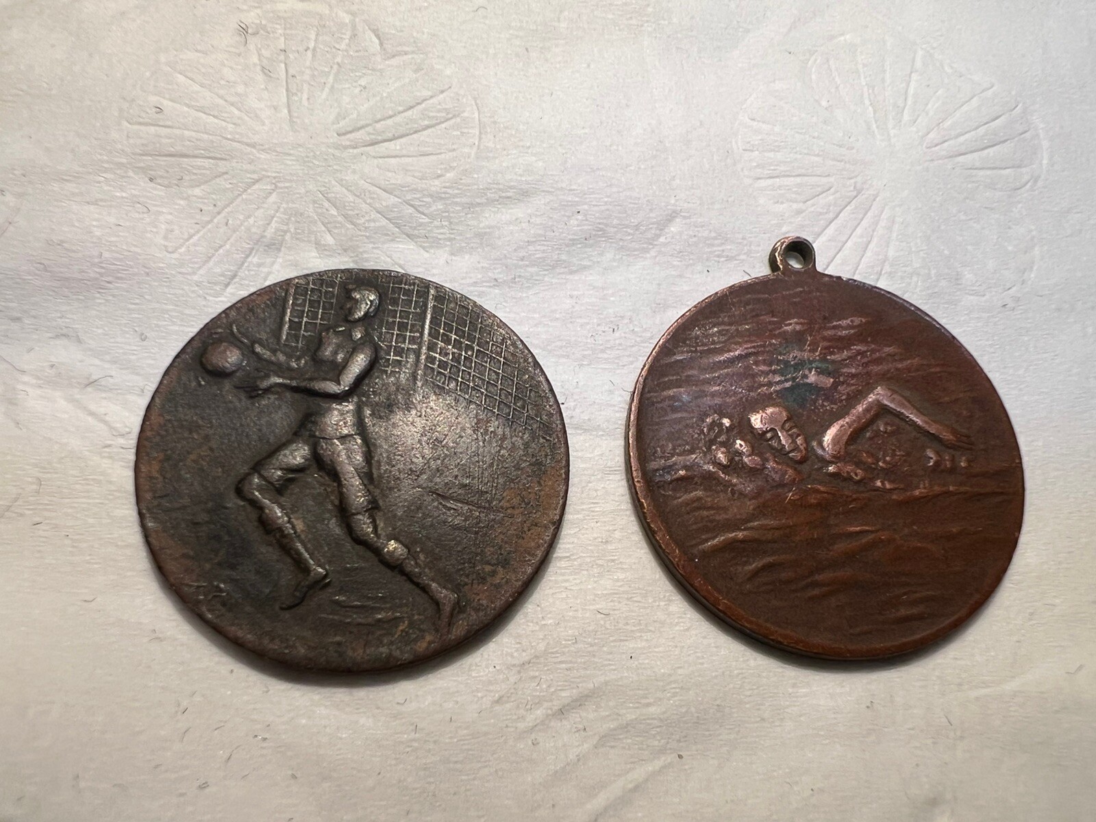 Picture 1 of 2