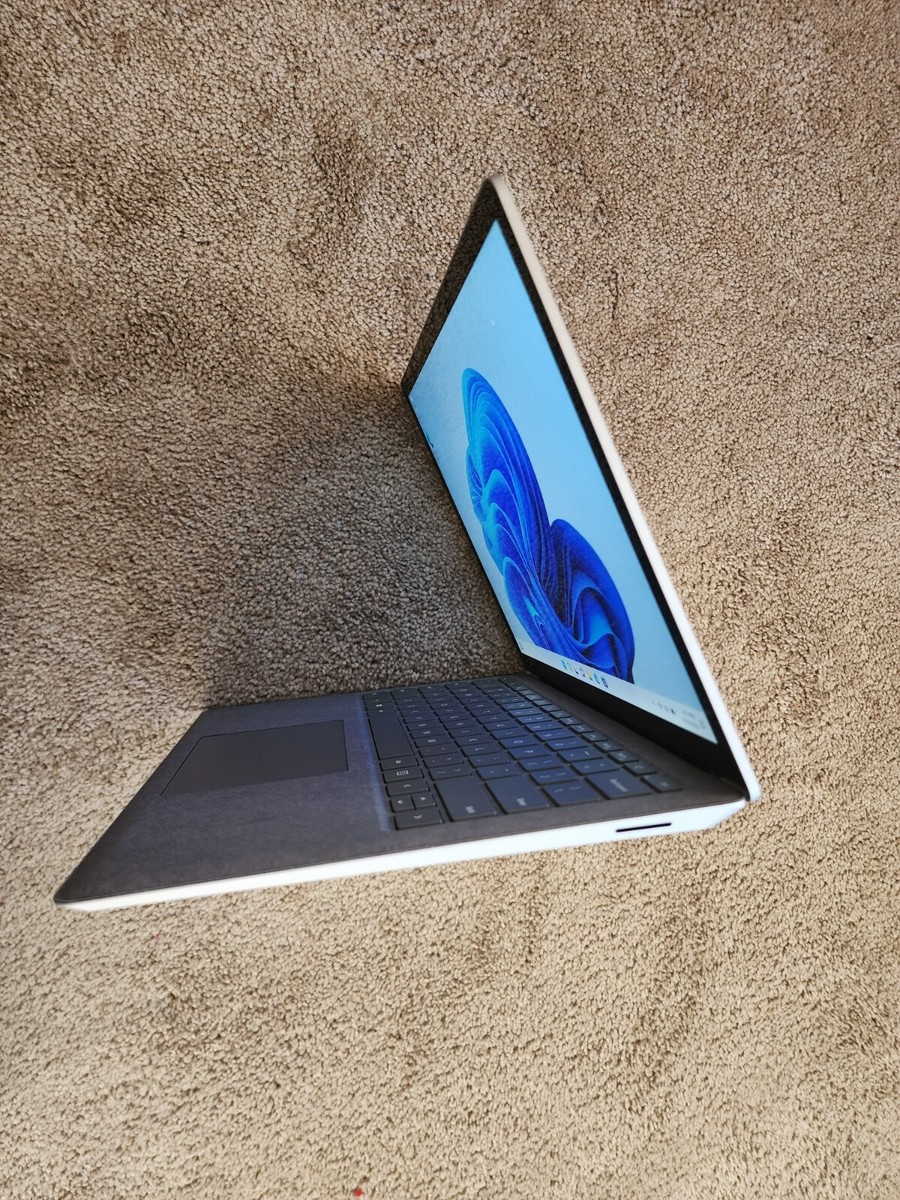 Surface Laptop 4 - 13.5” Touch-Screen AMD Ryzen 5, 8GB SSD Surface Laptop 4 - 13.5” Touch-Screen AMD Ryzen 5, 8GB SSD