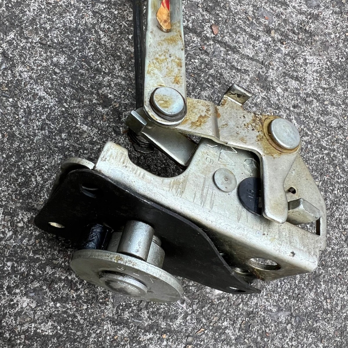 DATSUN BLUEBIRD 510 Door Lock Latch Mechanism Rear-Right Genuine