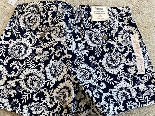 NWT Womens GAP 4 Inch Girlfriend Khaki Shorts Blue Floral - 661225(T3) - Size 10 - Picture 5 of 6