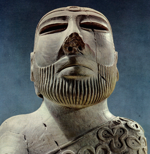 1961 Vintage Print Local Indus Priest King Regal Rich Dress Stone Figure Image - Picture 2 of 3