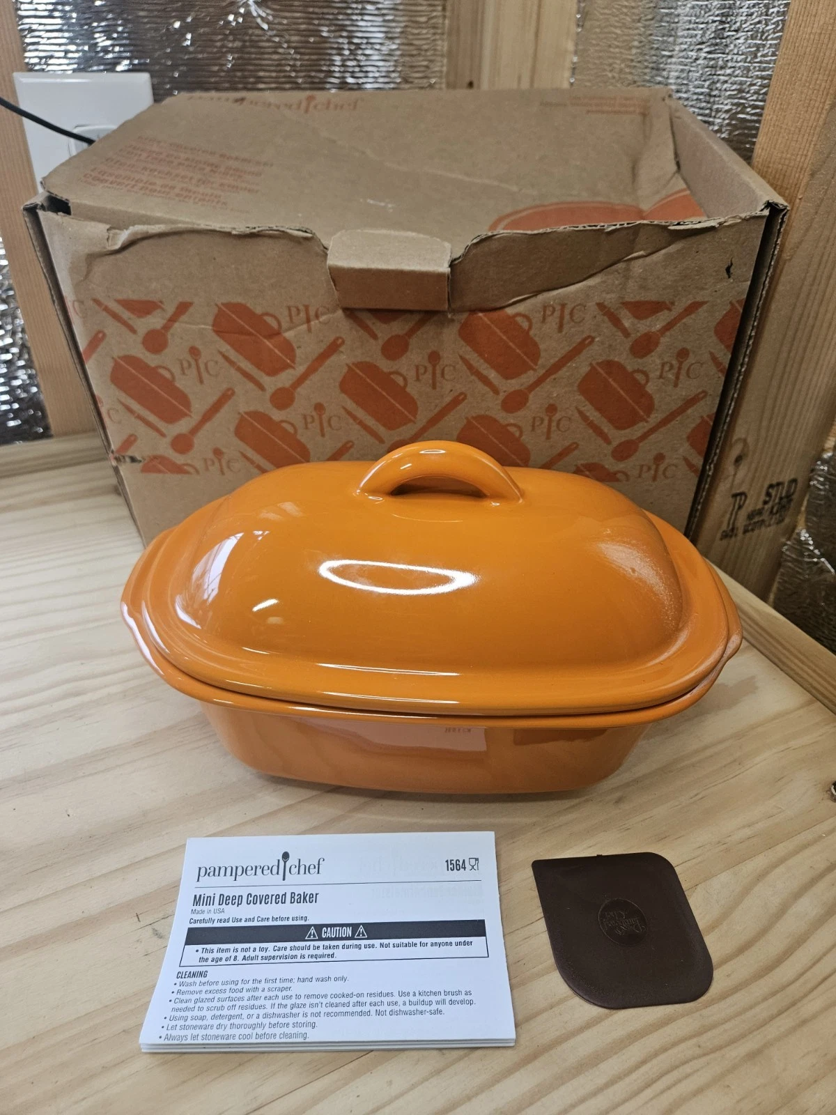 Pampered Chef Mini Deep Covered Baker Stoneware 1.5 Qt Dish Lid Orange NEW