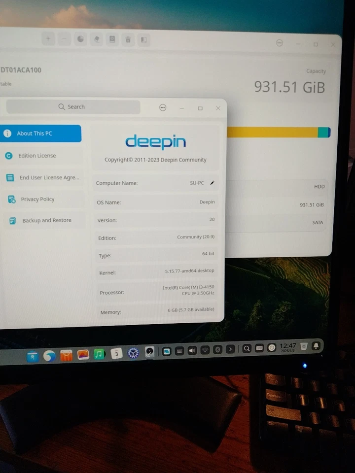 NEC 19" LDC MONITOR Model  LCD1990FXp  Tilt & Rotate  Raise & Lower Stand - Image 4 of 4