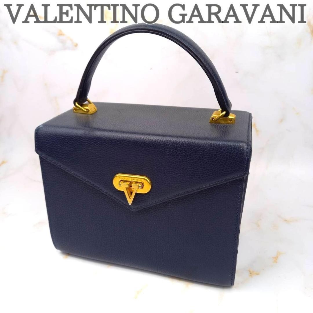 【VALENTINO GARAVANI】2wayバッグ　ゴールド金具　ネイビー VALENTINO GARAVANI Handbag V Logo Gold Hardware Leather Navy Blue