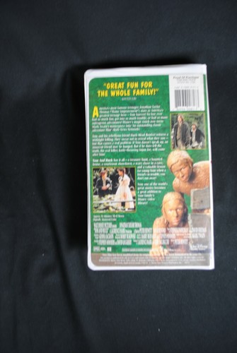 Tom and Huck (VHS, 1996, Clam Shell) - Foto 2 di 3
