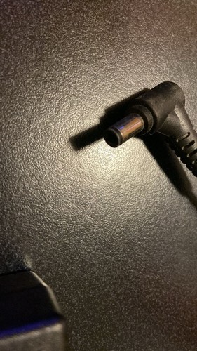 ALIMENTATORE DELTA ELECTRONICS INC. SPINA TEDESCA PER NB (A/N ADP-65JH HB) usato - Picture 4 of 4