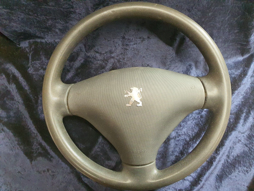 Peugeot 107 Lenkrad Multifunktion 2012