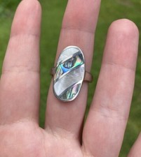 925 Vintage Abalone  Mother Of Pearl Inlay Sterling Silver ring Sz 7.25 7.8 G