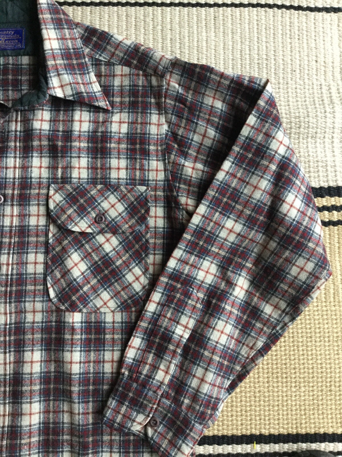 PENDLETON Button Up WOOL Flannel BOARD Shirt PLAI… - image 3