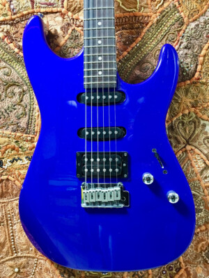 FENDER SQUIER SHOWMASTER HSS V3 COBALT BLUE