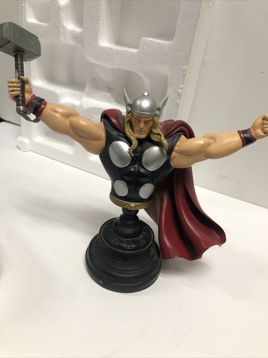 ★ THOR Collectable Mini-Bust Bowen Designs Thor (Classic) Mini-Bust, Figures - Amazon Canada