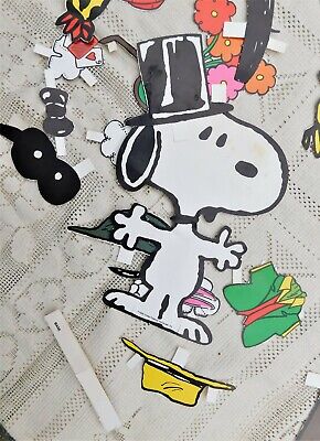 VINTAGE 1982 SNOOPY DISGUISE KIT PAPER DOLL DRESS HIM UP IN VINTAGE 1982 SNOOPY DISGUISE KIT PAPER DOLL DRESS HIM UP IN