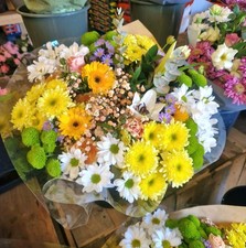 Fresh Flowers Large Yellow Handtied Bouquet Delivered Special Birthday Gift