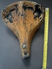 VINTAGE ANTIQUE BIKE BICYCLE SPRINGER SEAT PAN LEATHER SEAT VINTAGE MOTORCYCLE