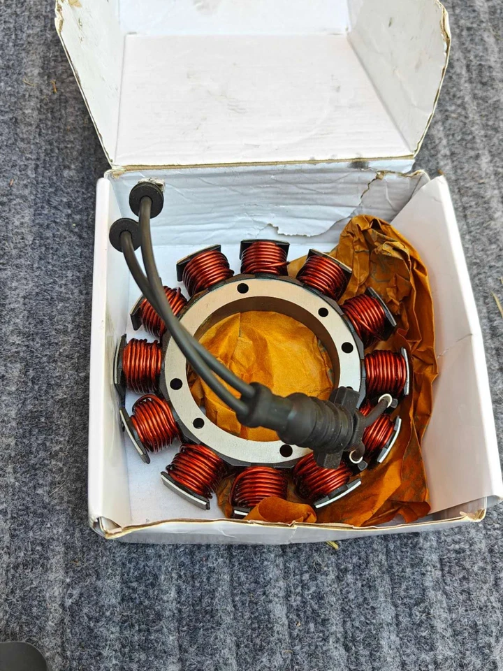 Estator de 38 amperios para Harley Softail 2000 y Dyna 1999-2003 reemplaza OEM # 29951-99 Foto 2 de 3