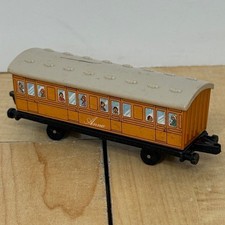 Vintage 1987 Ertl Thomas the Tank Engine Annie Passenger Coach Train