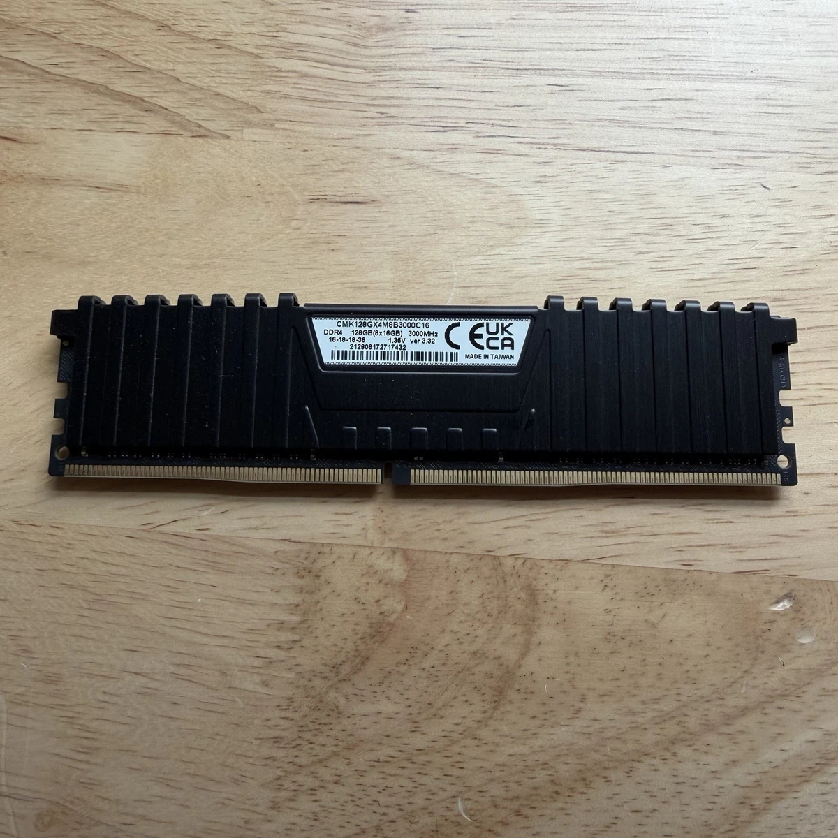 Corsair Computer PC4-24000 (DDR4-3000) Bus Speed RAM 4 Modules for