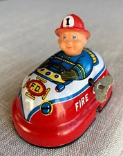 1950s Wind Up Toy w Key, Vintage YONE Japan Tin Toy Fire Chief 2154 Works 