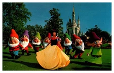 postcard Snow White and the seven dwarfs Disney World 4809