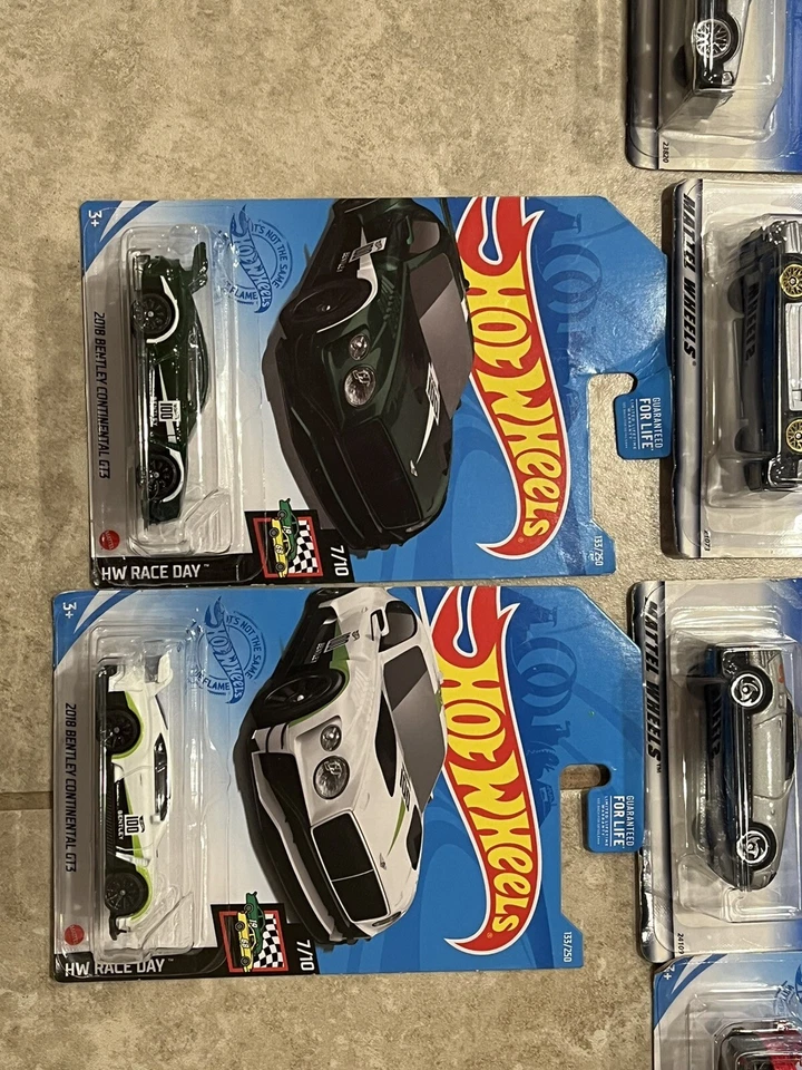 Hot Wheels Collection 16 Cars Ferrari, Lamborghini Etc - Image 4 of 4