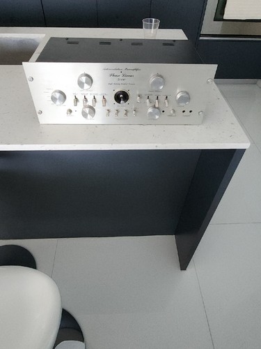 Phase Linear 4000 Preamplifier. Working
