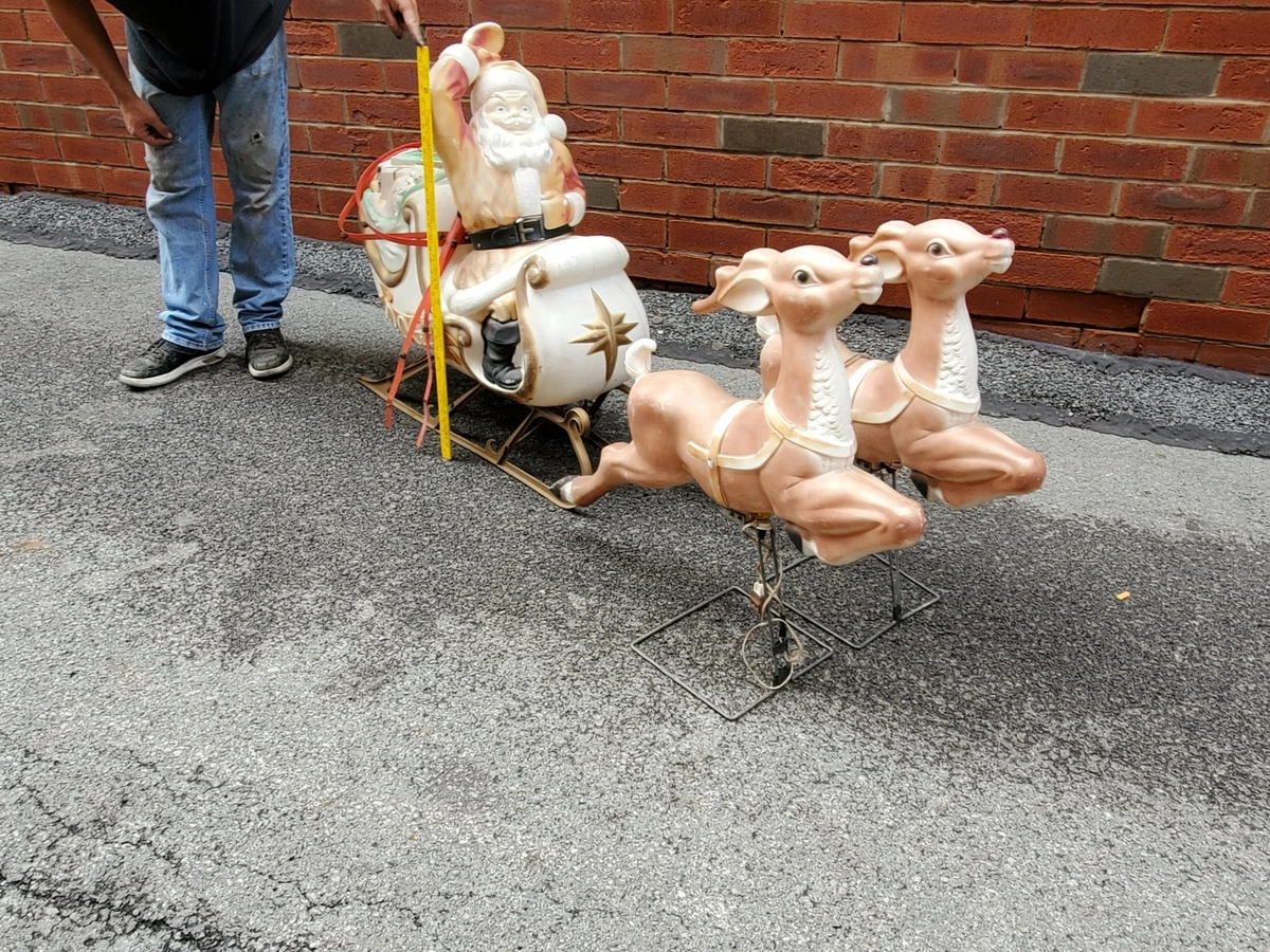 Vtg Santa Sleigh Reindeer Blow Mold Holiday Christmas Yard