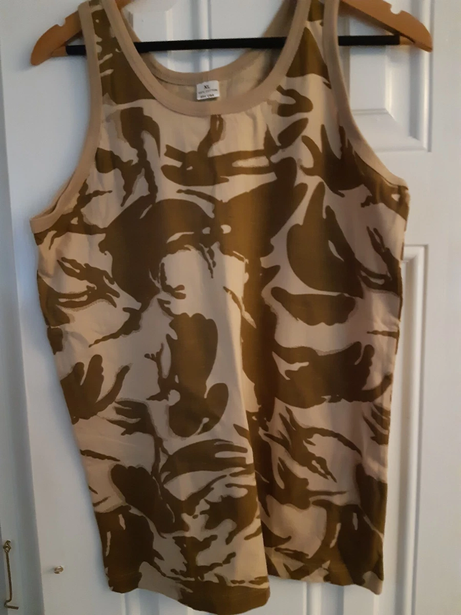 Sleeveless camo shop vest