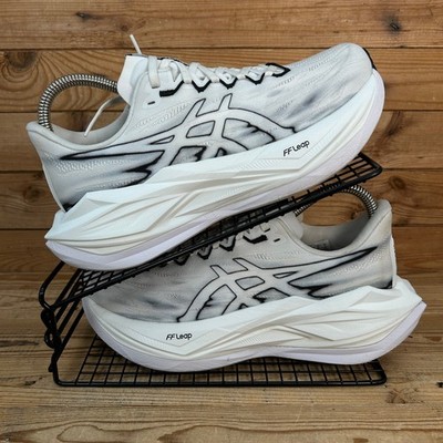 Asics Turnschuhe Damen UK 6 SuperBlast 3 weiß schwarz Marathon Straßenlaufschuhe