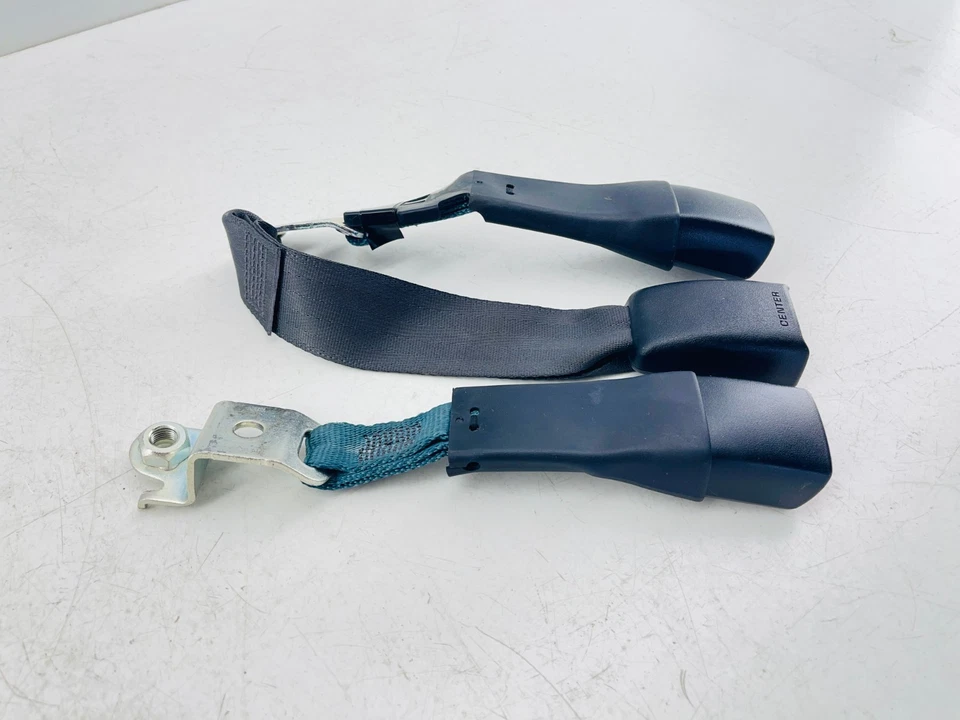 Juego de hebillas de cinturón de seguridad trasero Lexus CT200h 2011-2014 OEM Foto 3 de 4