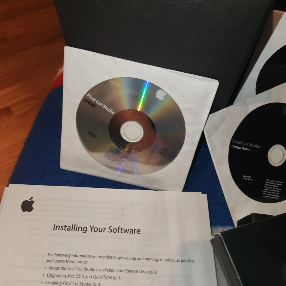 Apple Final Cut Studio 2 – Complete Editing Software Suite w/ 4 Manuals & 8 Disk - Image 4 of 4