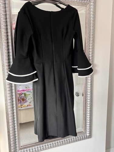 Diva catwalk Body-con dress, Side Ruching & Double Flounce Sleeves - Picture 10 of 10