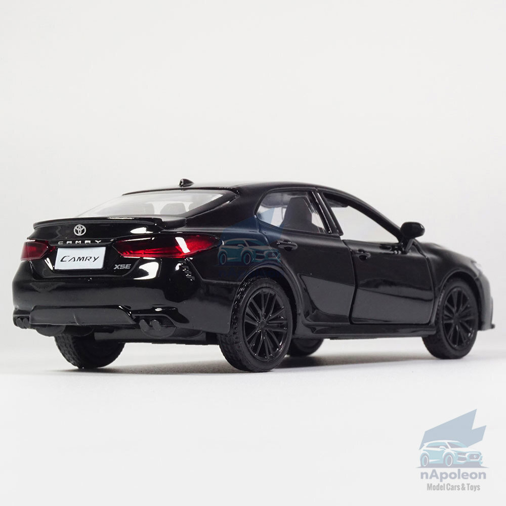 トヨタ カムリ 1/36 ミニカー レザー パッケージ 並行輸入品】 1/36 トヨタ カムリ XSE ミニカー モデル RMZ CITY