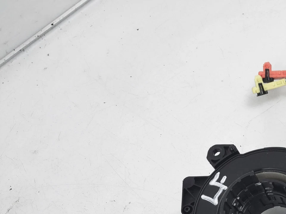 Carretel/roda 2009-2020 Nissan 370Z Srs mola de relógio B55541ea8a - Imagem 2 de 4