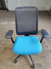 New Herman Miller Verus Office Desk Chair Blue And Black–Suspension Mesh Back
