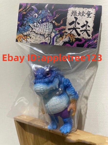 Momoco Studio MR.JOE HOBBY Hippo Collectible Blue Rare Vinyl