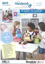 Simplicity 8675 FLUFFY STUFFY - 10 Patterns for Group Sewing Party BEGINNERS