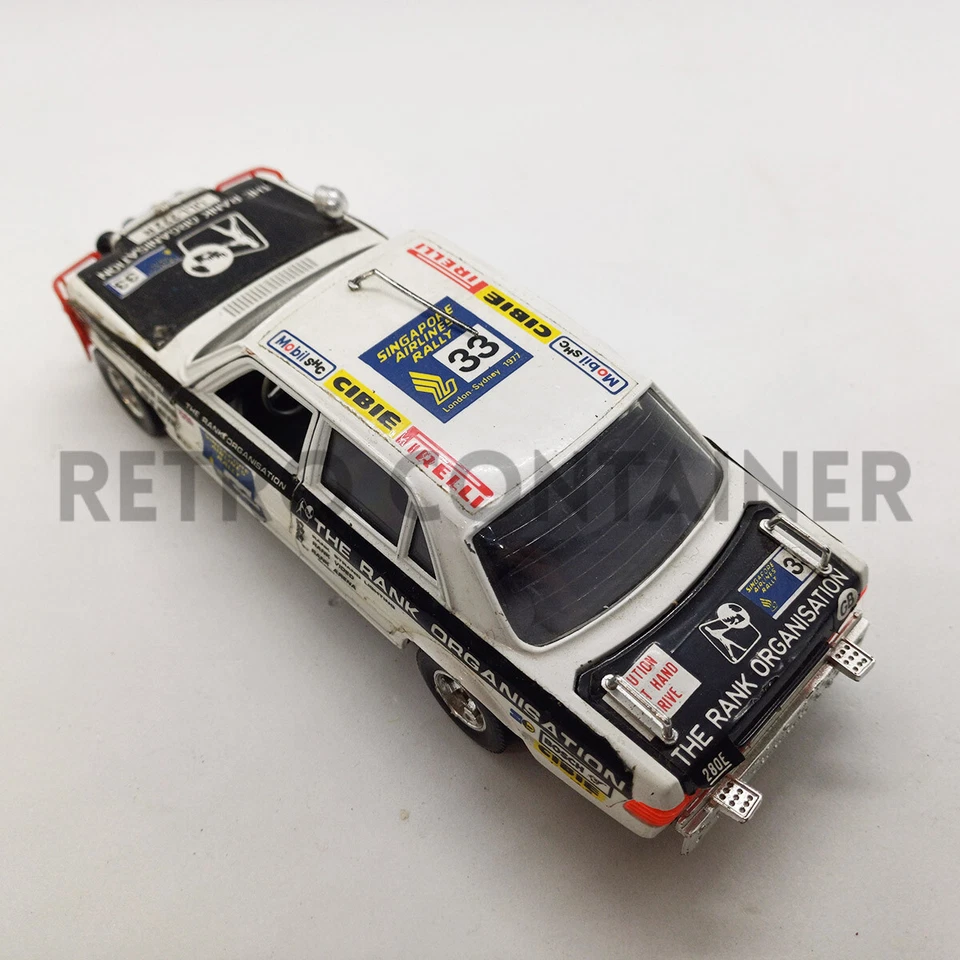 Macchinine - Die-Cast Models Scala 1:24 Bburago Mercedes 450 SEL Rally London - Immagine 2 di 3