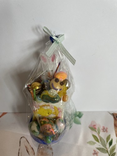 1 Hand Crafted Dollhouse Miniature Easter Rabbit Gift Bag Toys Eggs Attached New - Picture 2 of 3