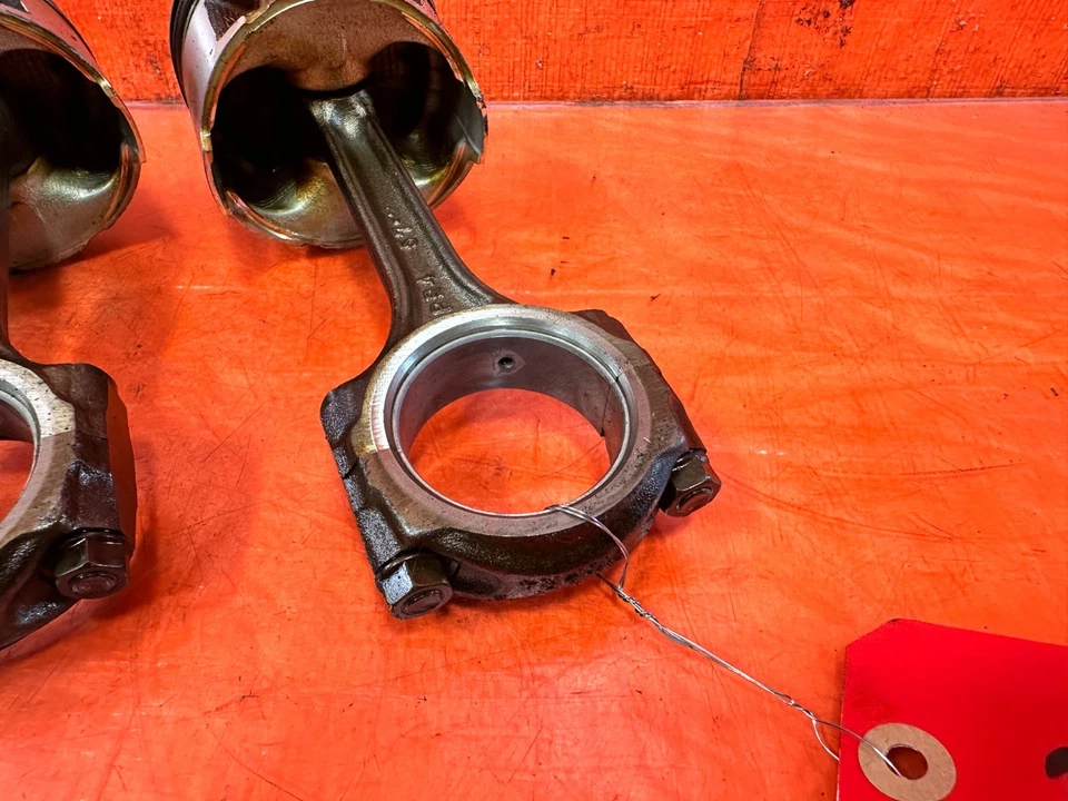 94-01 ACURA INTEGRA - NO VTEC B18B1 B18B - PISTONES Y BIELAS OEM 309 Foto 2 de 4