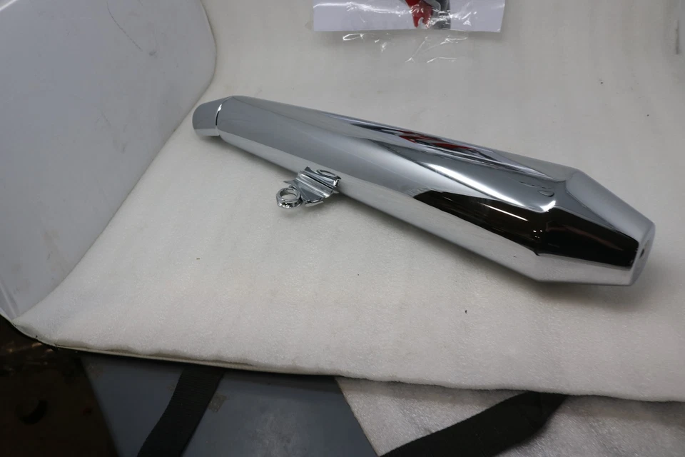 NEW OEM TRIUMPH SILENCER, EXHAUST, RH, C4 CAT T2206470 - Image 2 of 4