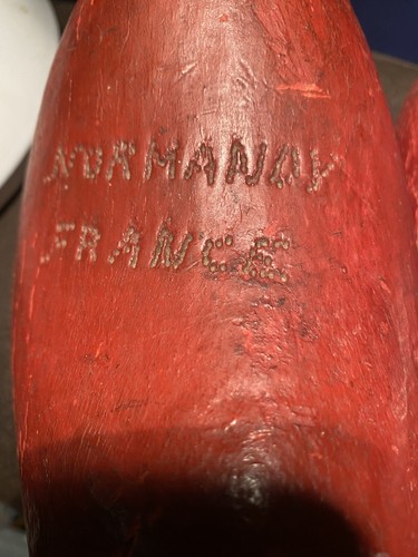 Antique Wooden Shoes Red 1944 - Picture 12 of 12